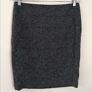 The Limited Classic mini pencil skirt gray herringbone pattern back split hem 4